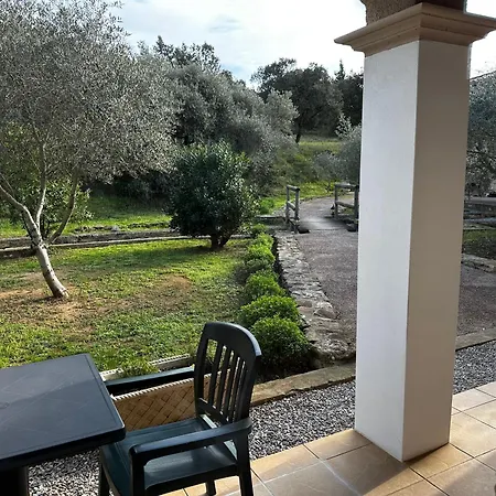 Oasis Des Corbieres Bed & Breakfast Boutenac